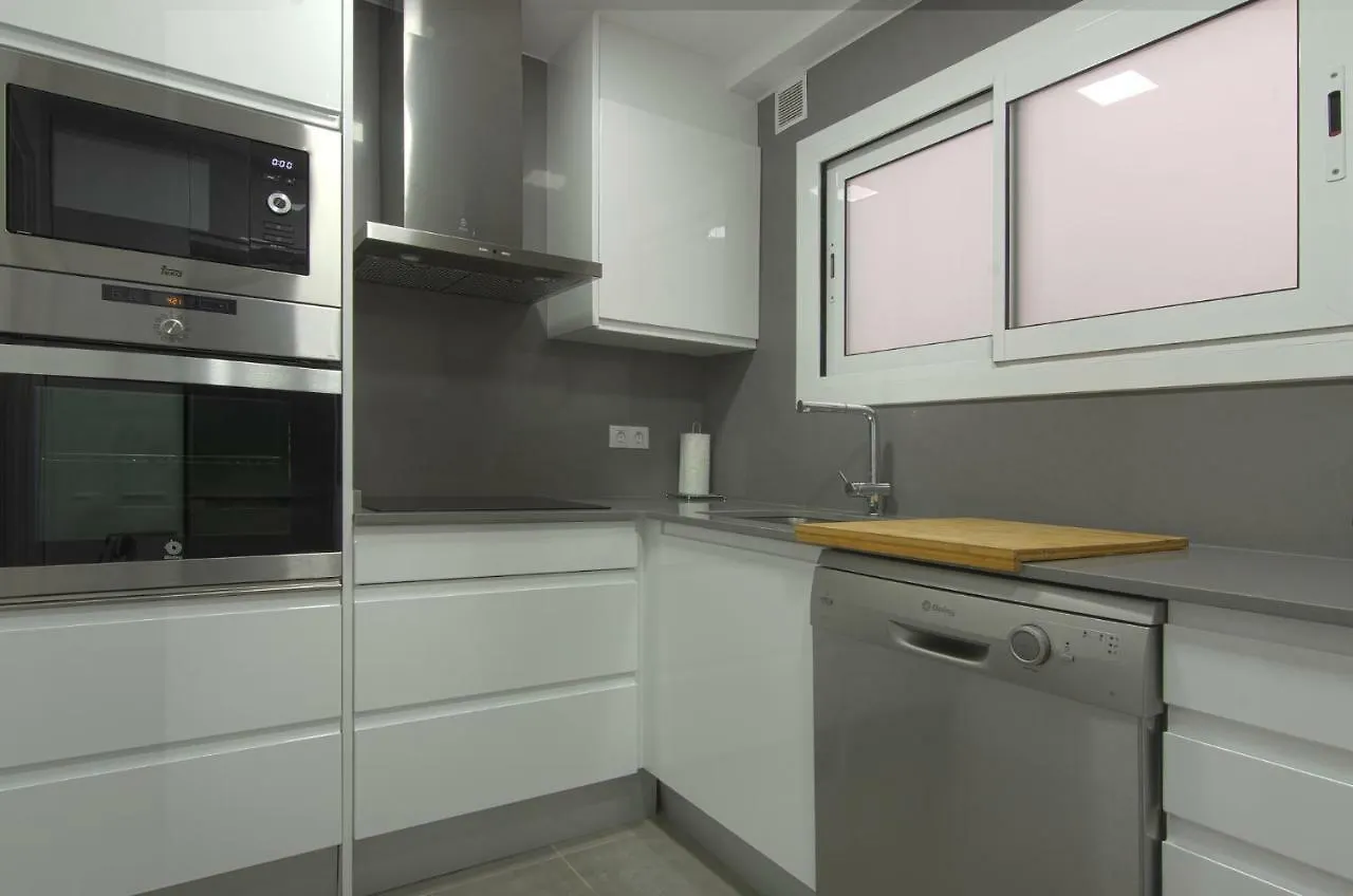 Apartment Ronda Sant Antoni Gerona