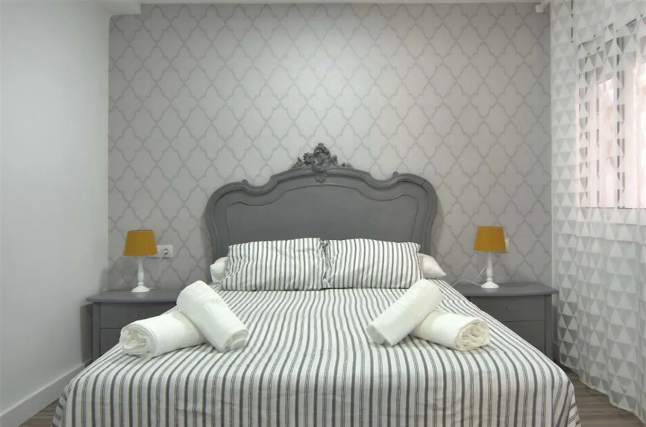 Apartment Ronda Sant Antoni Gerona