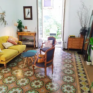  Habitación en casa particular Con Salón Privado En La Rambla