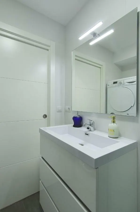Apartment Ronda Sant Antoni Girona